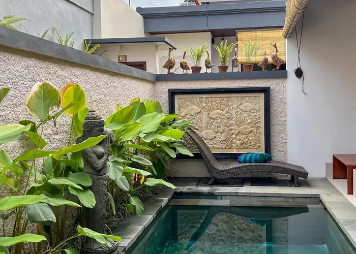 Padi Mas With Private Pool Pensión
