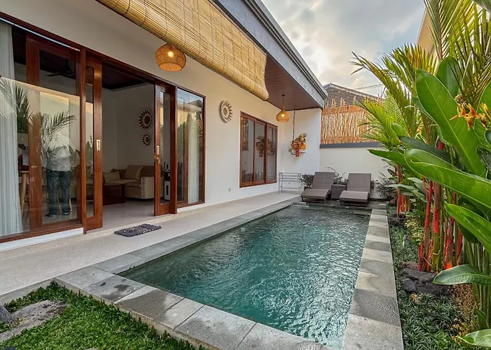 Padi Mas With Private Pool 3*